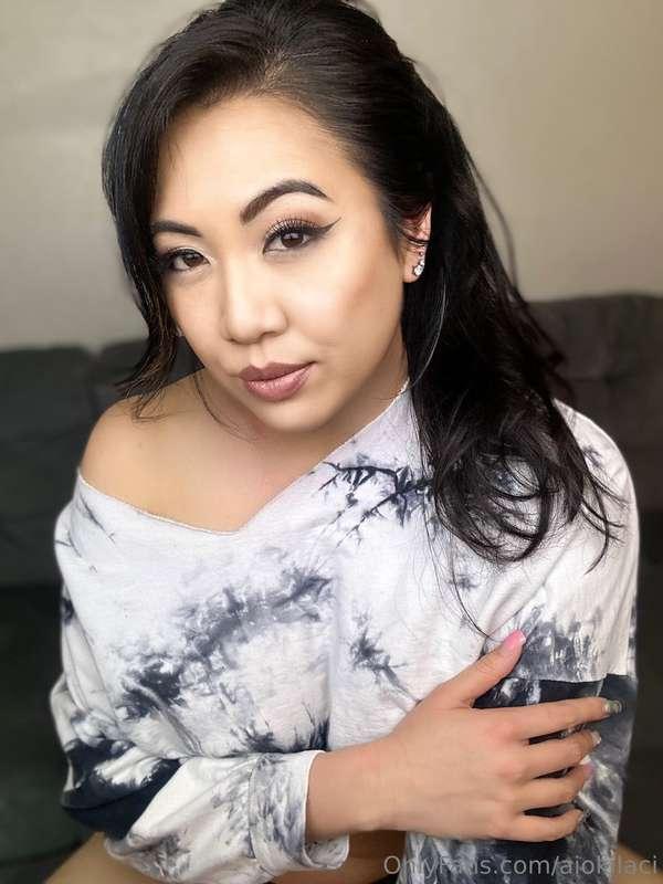## Cum over, I have something for you to eat.😈😈