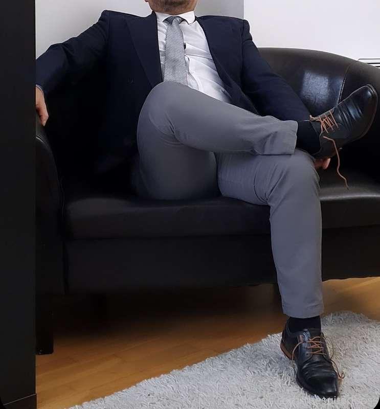thesuitedboss image #4