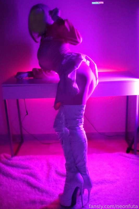 neonfuta image #1