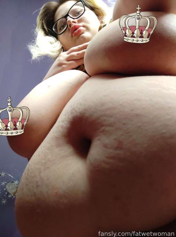 fatwetwoman image #1