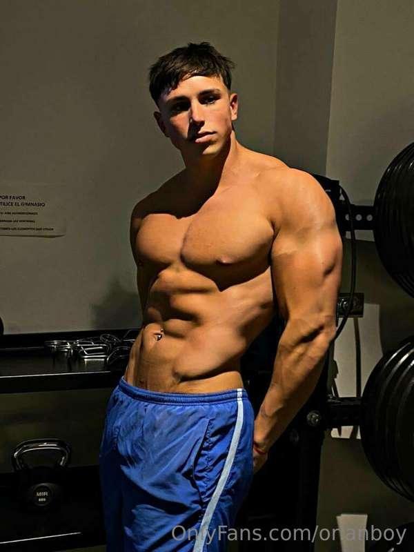 💪🏻💪🏻 OX MODEL 💪🏻💪🏻

#Ad
My friend @oxjmodel is a Argentinean..