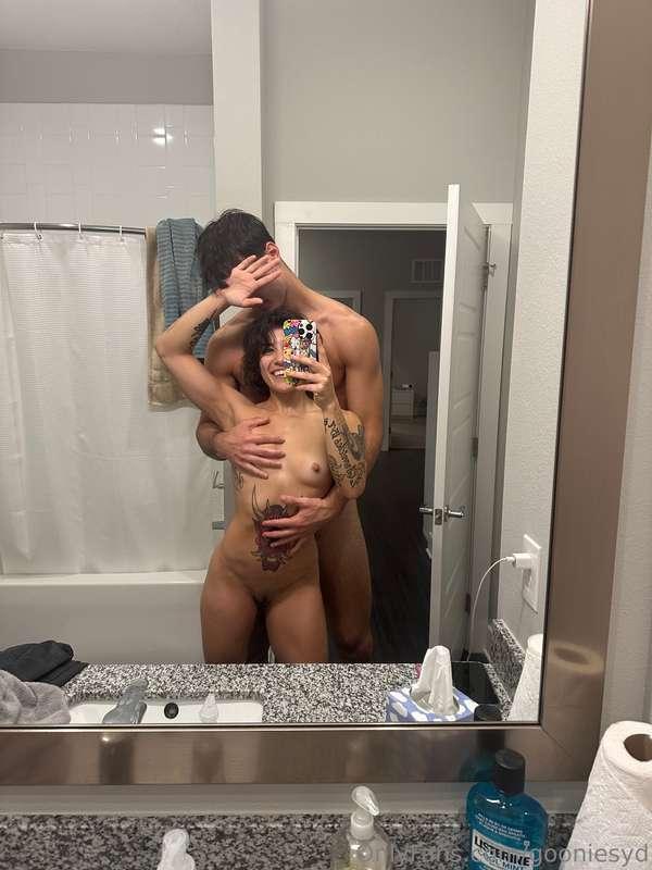 he makes me look sooooo tiny, sending out our hot new video ..