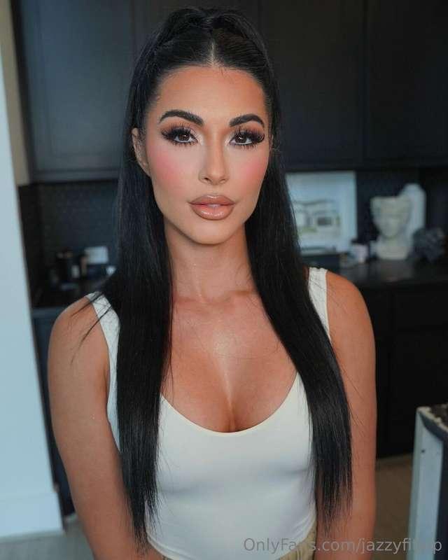 Latina Barbie 🫶🏼 who do I look like?
