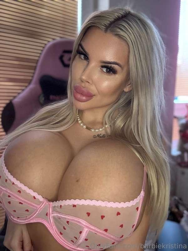 Could you resist to me? ☺️