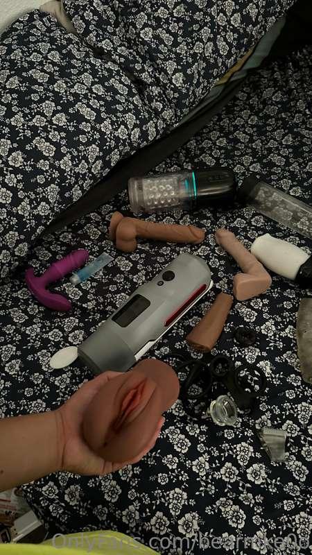My little toy collection, what do you wanna see me play with..