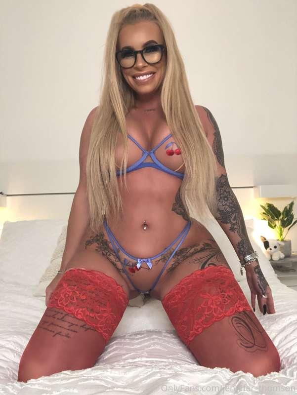 The rest of this set has been uploaded to my VIP page @jennn..