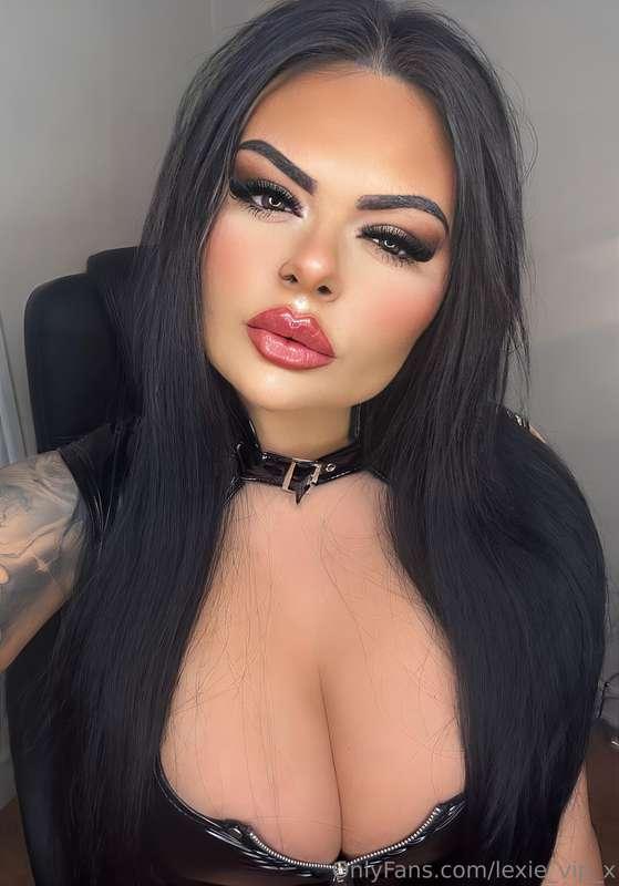 I live to make you weak 🖤