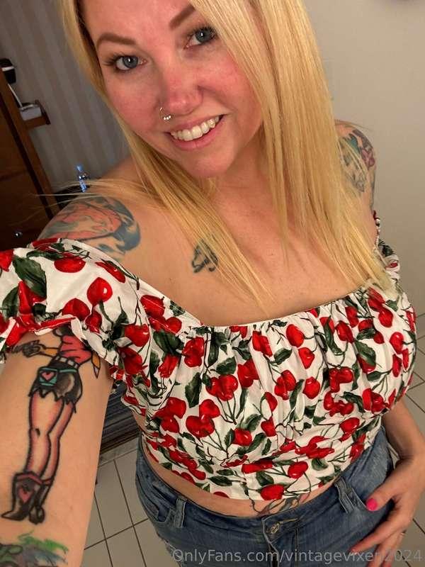vintagevixen2024 image #0