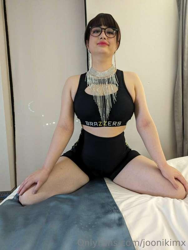 Good morning who wants to fuk