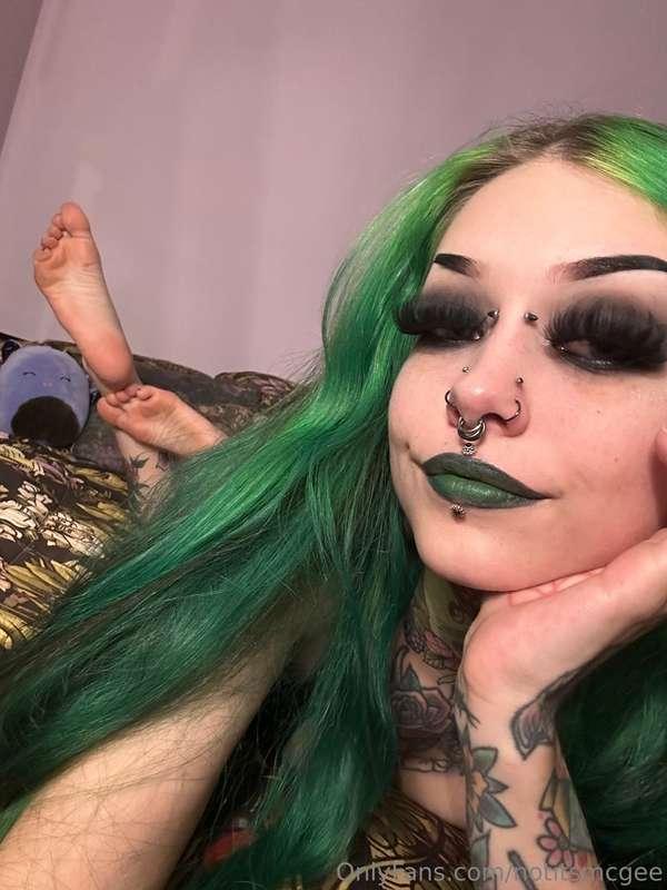 Anyone like toes?