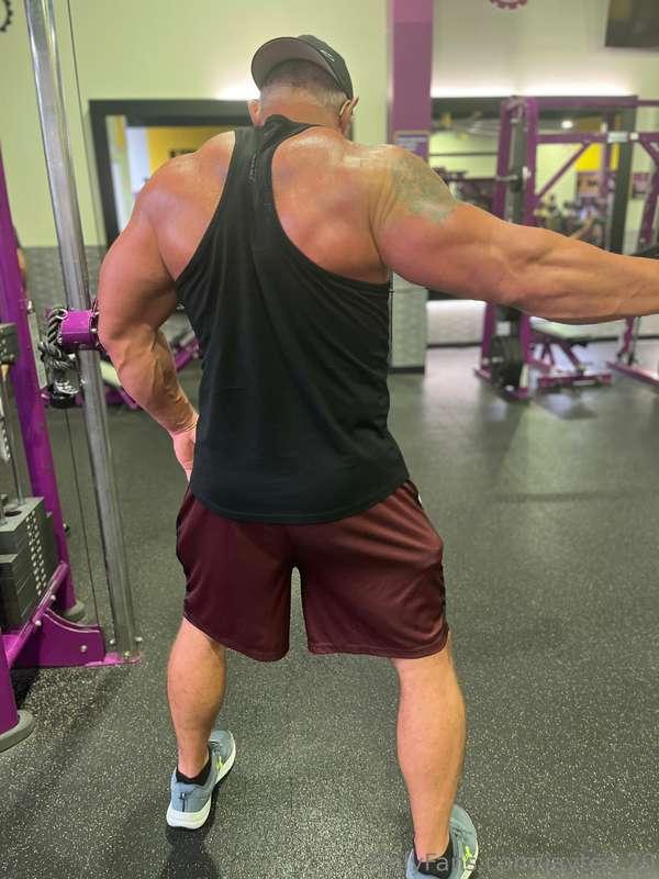 Workout Wednesday……Hump Day😉😉😉😉