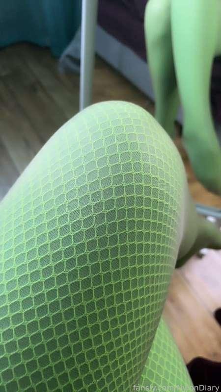 nylondiary image #0