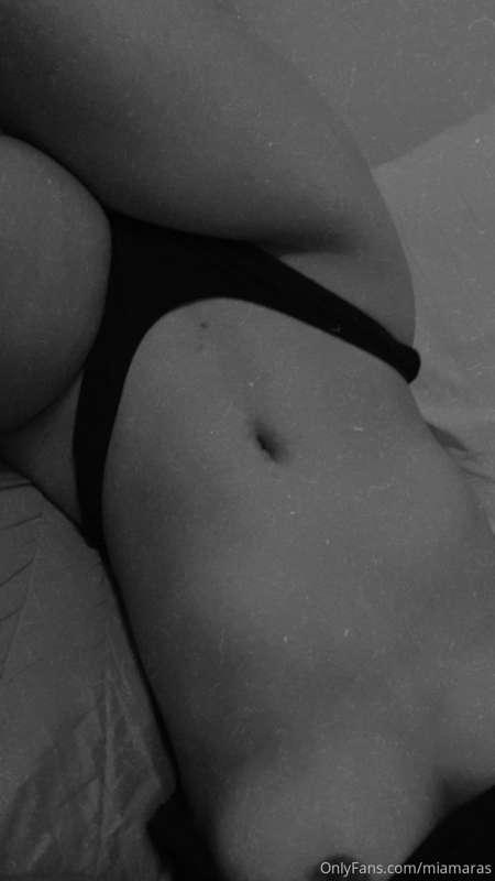 I need hugs 🥰😏