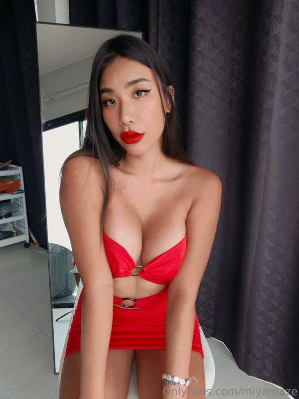 tits at your service 😏🍒
