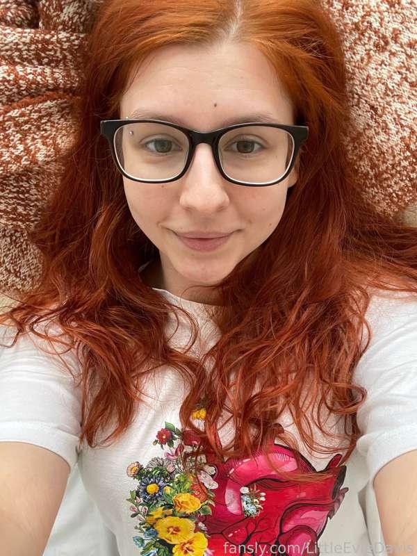 Good morning ☀️🌈

#redhead #glasses #horny #fyp