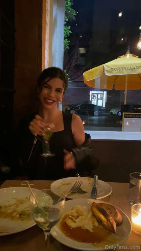 POV I’m your dinner date this weekend 🤭🍸