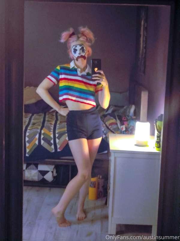 Sad clown still gets down :P idk what to say about this one ..
