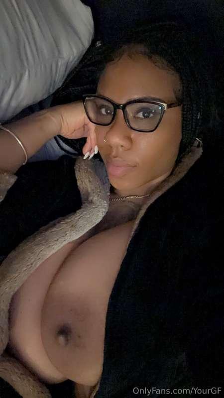 Happy titty Tuesday loves! 

Ready for a Tit fuck vid??? 

L..