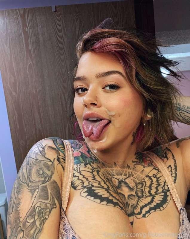 4 minute blowjob facial 🥵