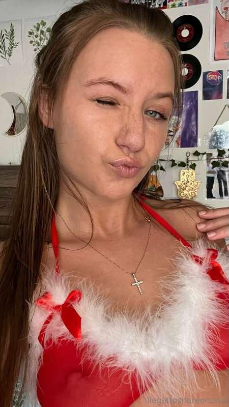 merry xmas season ! ❤️‍🔥🎄