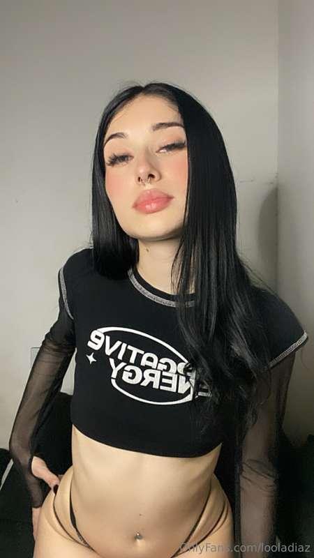 Hola papi ! 🖤 Buen domingo para vos ! Déjame tu 🖤 y un comen..