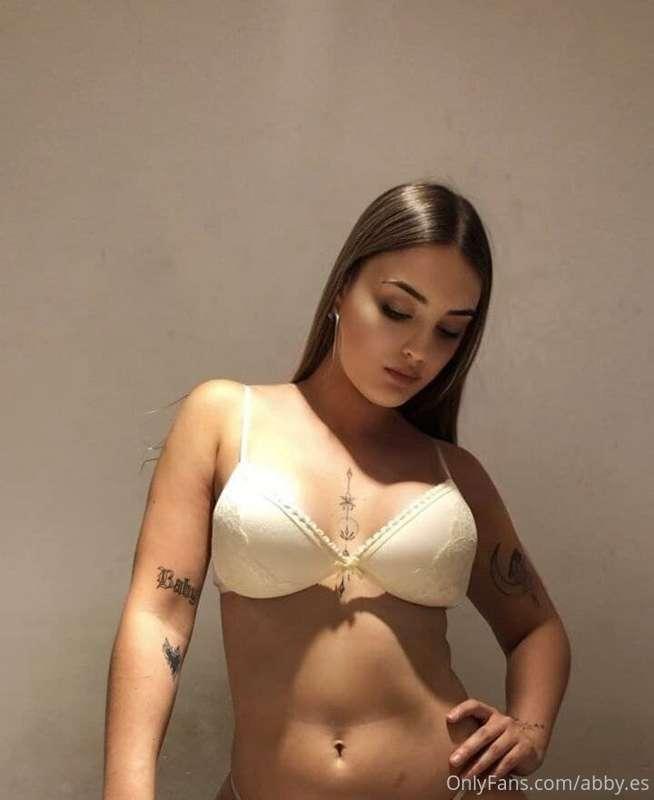 Do you want to see my JUICY TITS? Then write to DM😉💋😋