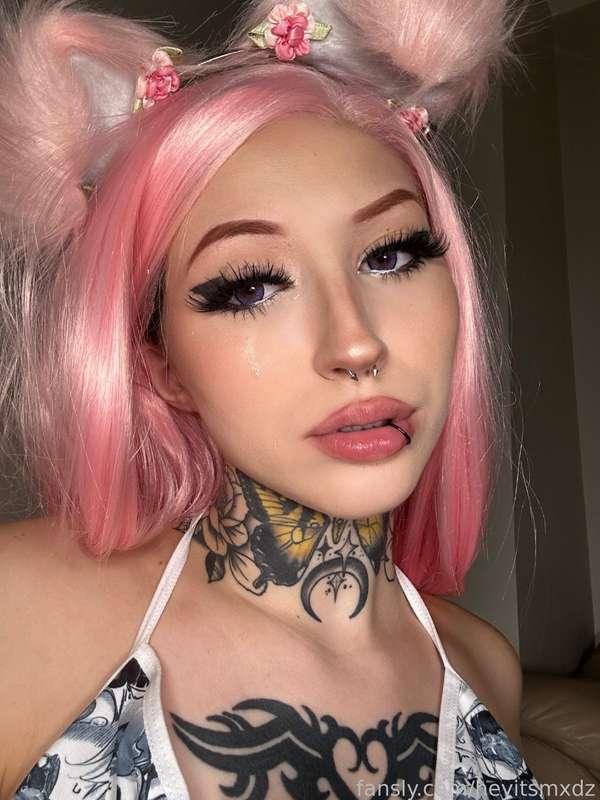 i thought it was cute how my eyes were watering after the bj vid i did🥰💖
#puppygirl #egirl #animegirl #tattoos #tattooed