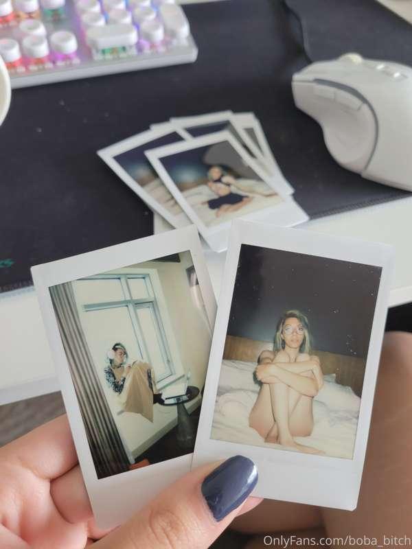 Guess who got a Polaroid camera! 🌈📷 Big thank you to the cut..
