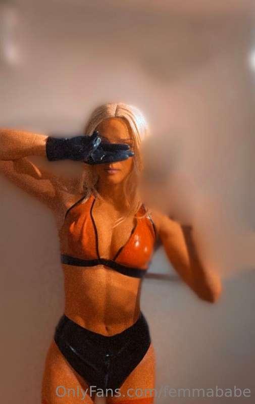 Want me to be your sub or should i top you?