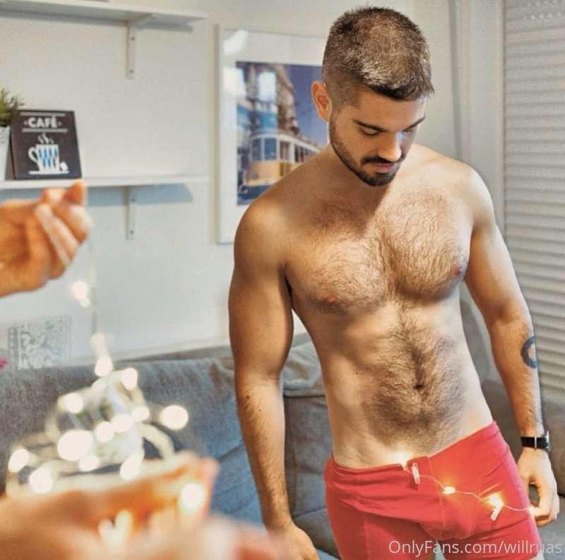 Do u like my hairy? 😋