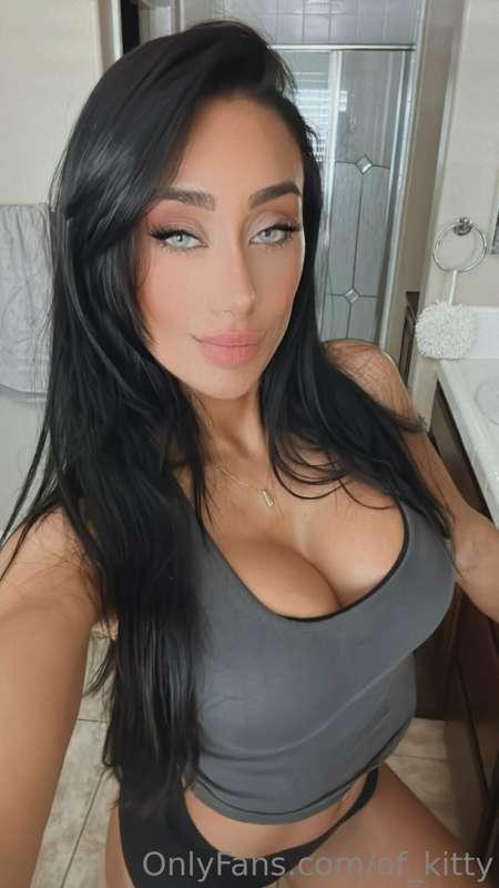 Hmu ;)
