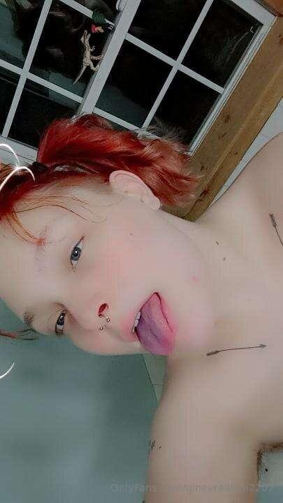 ginevraallen2207 image #0