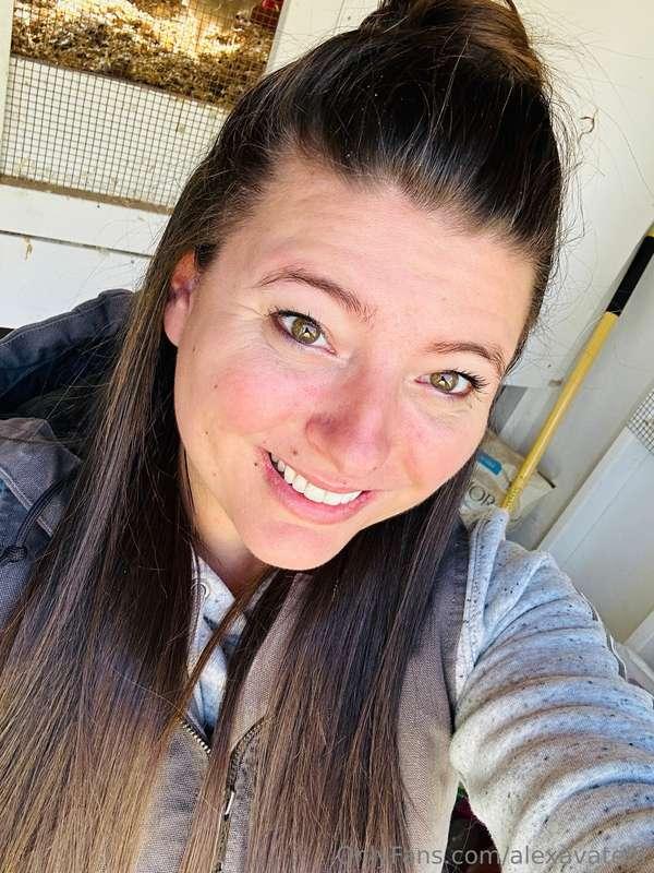Happy Hump Day!! 🥰🥰