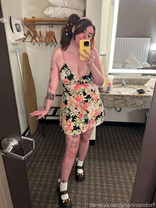 Today’s fit pics!!! 

I feel like I look like a wet rat though 🤢

OH WELL… 💓