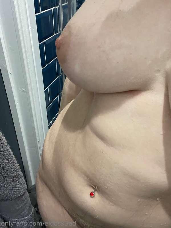 casual shower nude from earlier~