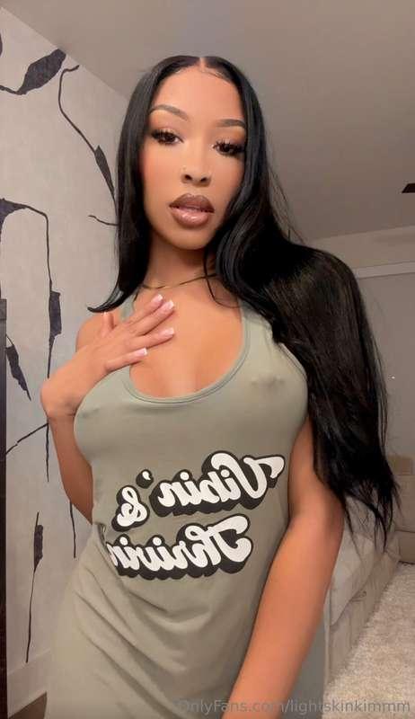 **You like what you see?** 🍒
