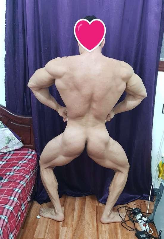 My naked Glutes, work in Progress!!!