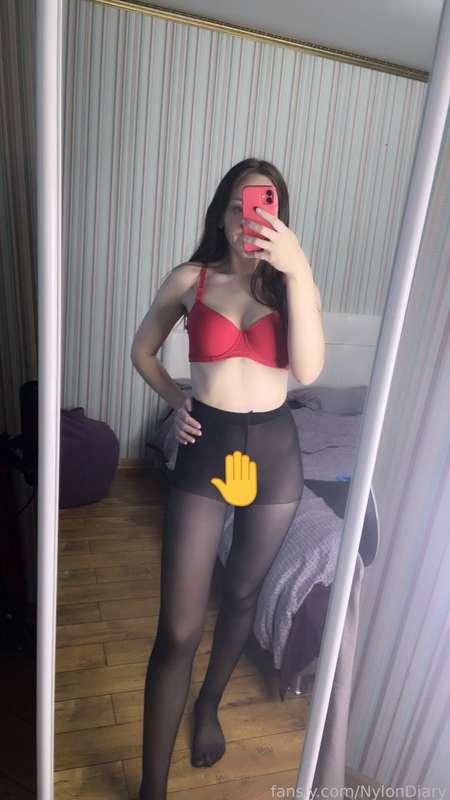 nylondiary image #0