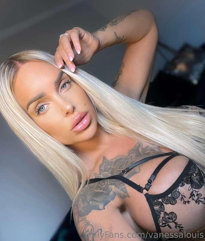 **50% off on my VIP page @vanessalouisvip** 

💜 Subscribe an..