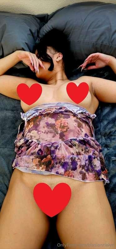 $13 Lewd set preview (With Thigh Highs.) And $26 Nude set pr..