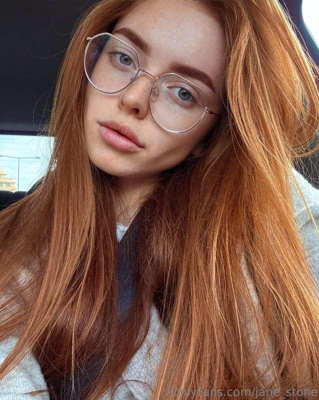 Busy brain, messy hair — let’s gooo 😵‍💫🌀