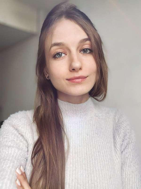 😘