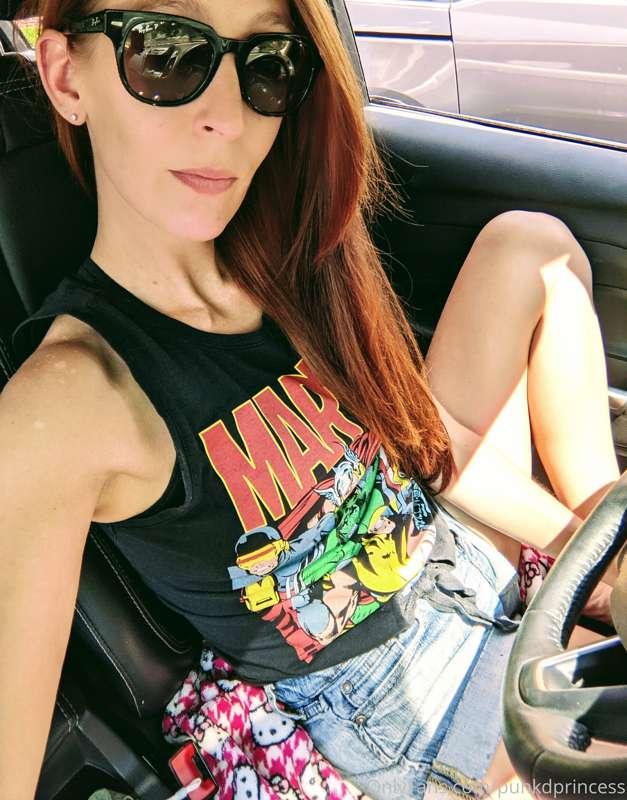 Happy Wednesday!! Hope you all have a fantastic day! Im off ..