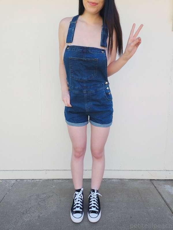 Do you think I look cute in overalls? 🥺
