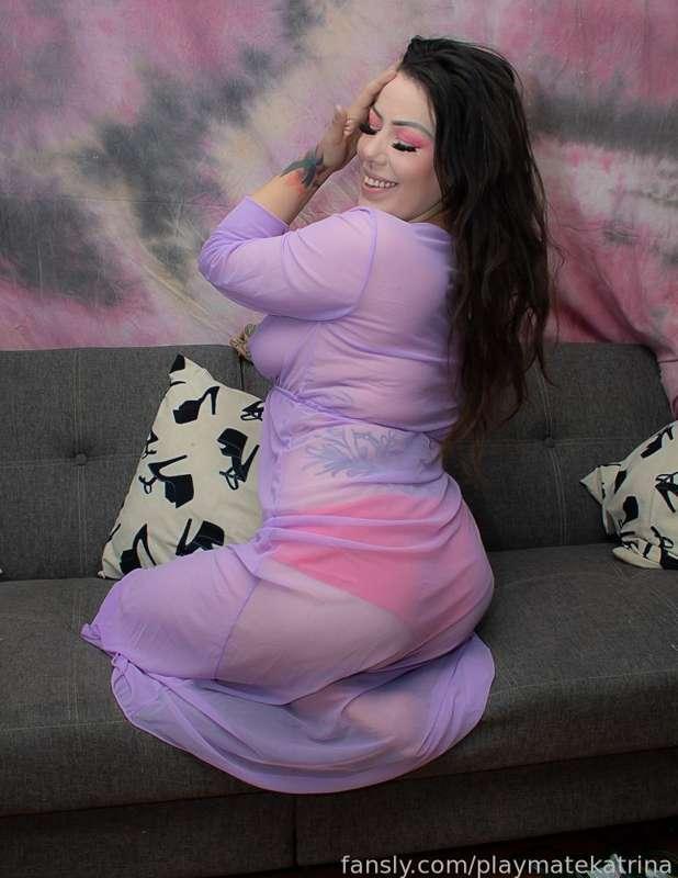 playmatekatrina image #2
