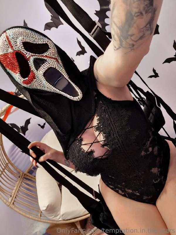 temptation.in.the.stars image #1