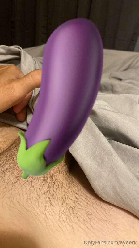 I bet you wonder how big it is huh 😉