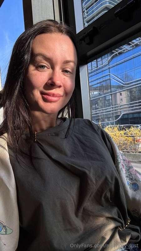 I love having breakfast out — the smell of coffee, a warm pa..