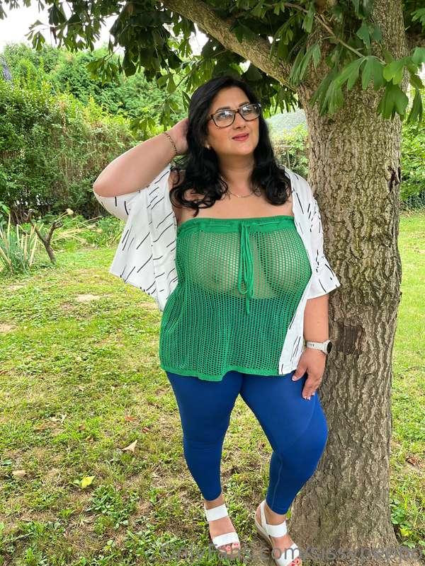 leggings season begins👖🥰🫣