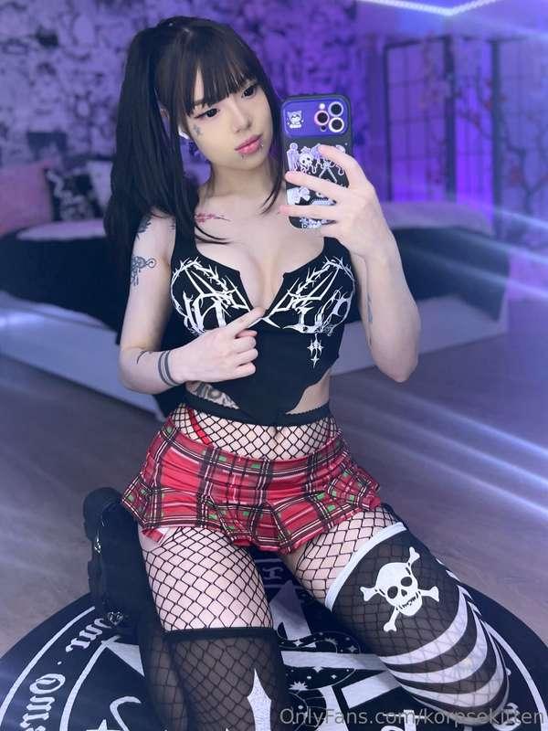 korpsekitten image #0